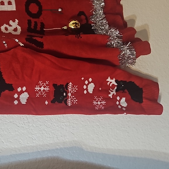 Eat, Drink, and be Meowy Sweater - Picture 2 of 3